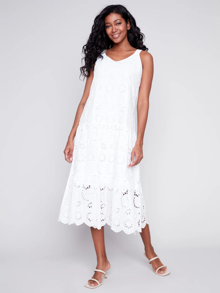 White Eyelet Lace Maxi Dress – Gigi's On Main1