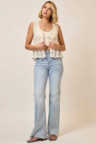 Sleeveless V-Neck Lace Top